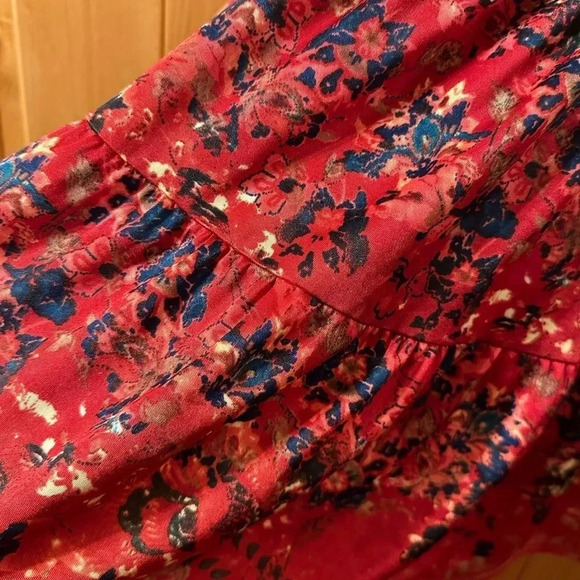 Free People Red Silky Top Size L - Picture 6 of 9